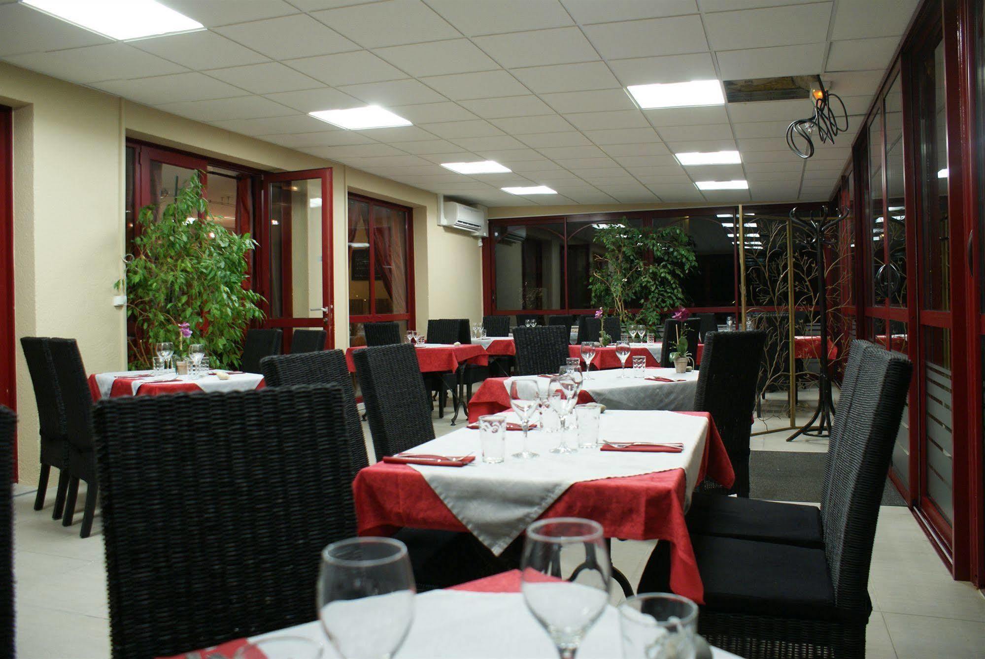 Hotel Du Parc Limoges & Restaurant "Le Temps D'Une Pause" Ngoại thất bức ảnh